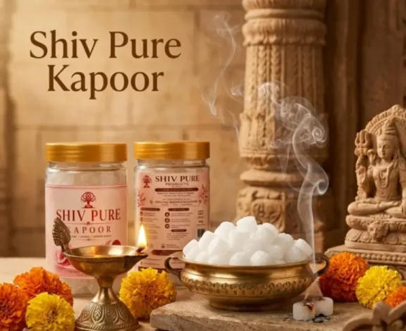 Experience the purity of Shiv Pure Kapoor, crafted to create a peaceful atmosphere, spiritual positivity, and refreshing fragrance in every prayer.